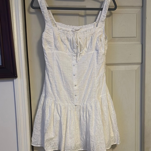 All in Favor Tops - All in favor White Sleeveless Women's Top